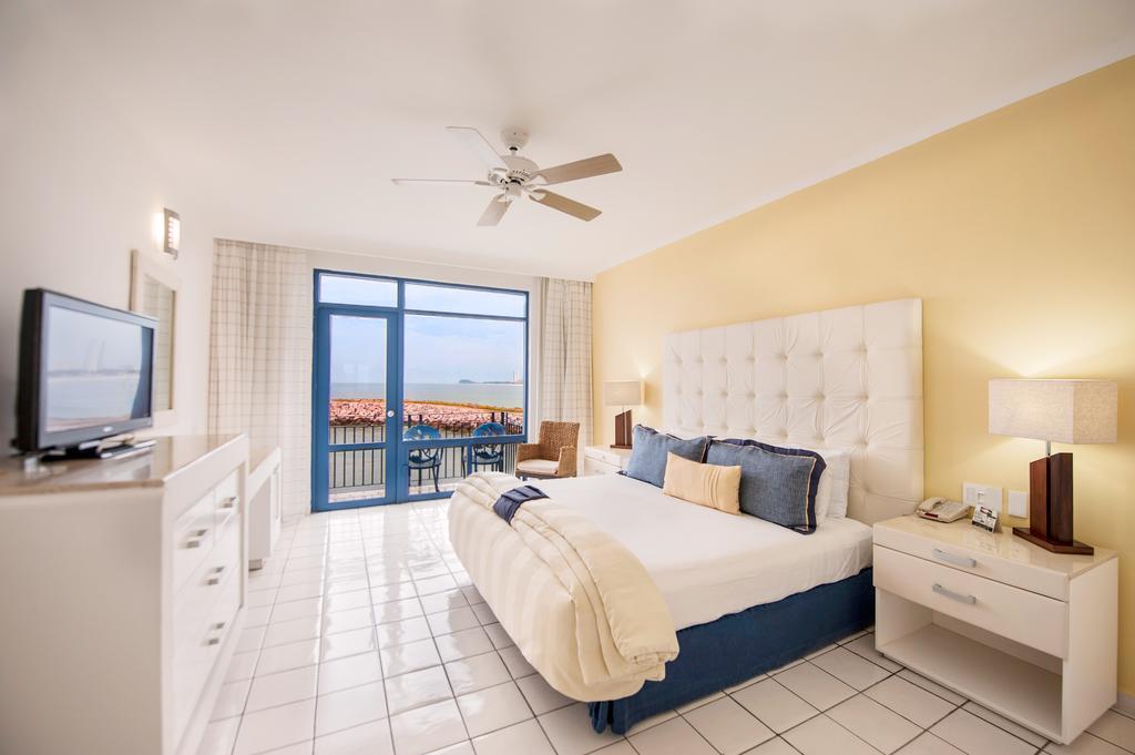 El Cid Marina Beach Hotel (Adults Only) Масатлан Номер фото